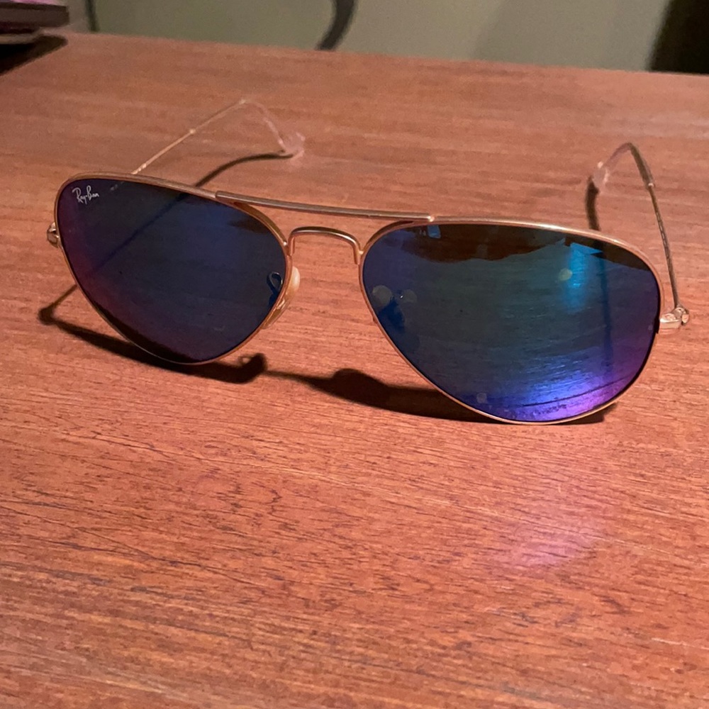 RAY BAN AVIATORS